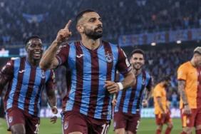Trabzonspor Galatasaray maçında bordo mavili takımın gol sevinci