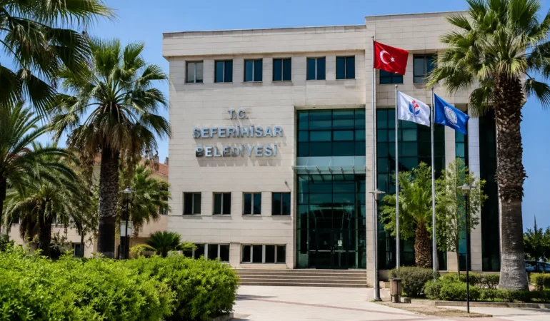 Seferihisar Belediyesi soruşturmasında yeni gelişme: Bir şüpheli daha tutuklandı
