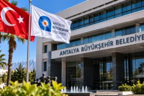 Antalya Büyükşehir AKP kulisi: Antalya Büyükşehir Belediyesi binası ve Büşra Özdemir