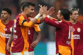 Galatasaray Kasımpaşa maçında sarı kırmızılı futbolcular