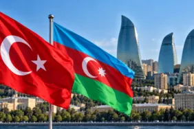 Türkiye ve Azerbaycan bayrakları, Bakü şehir manzarası